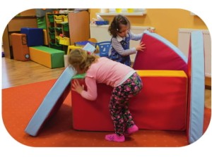 ZESTAW WYPOCZYNKOWY - 8 ELEM.