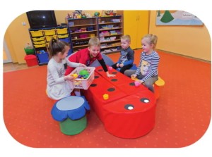 ZESTAW WYPOCZYNKOWY "BIEDRONKA”